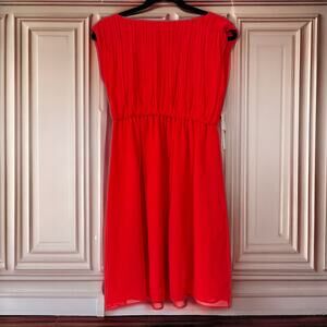 Alice + Olivia NWT 100% Silk Pleated Red Dress Size M MSRP $330